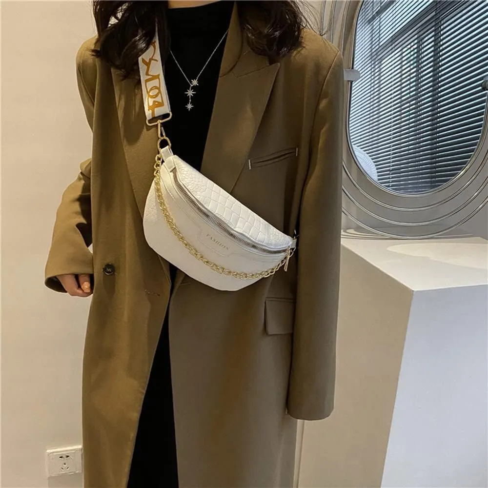 Crocodile Pattern Leather Fanny Pack Crossbody Bags for Women Fashion Chest Bags Casual Belt Bag Crescent Purse (White)