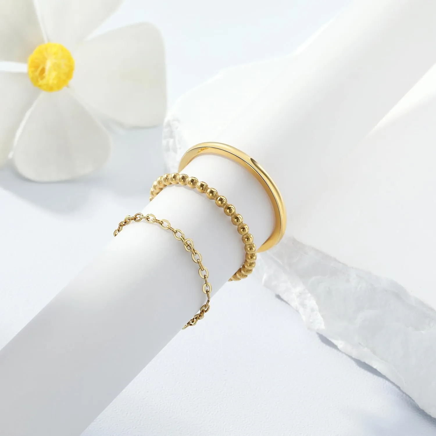 Dainty Stacking Ring Set 18K Gold Plated Thin Ring for Women Simple Twist Ring Delicate Gold Band Ring Minimalist Everyday Jewelry 3Pcs/4Pcs