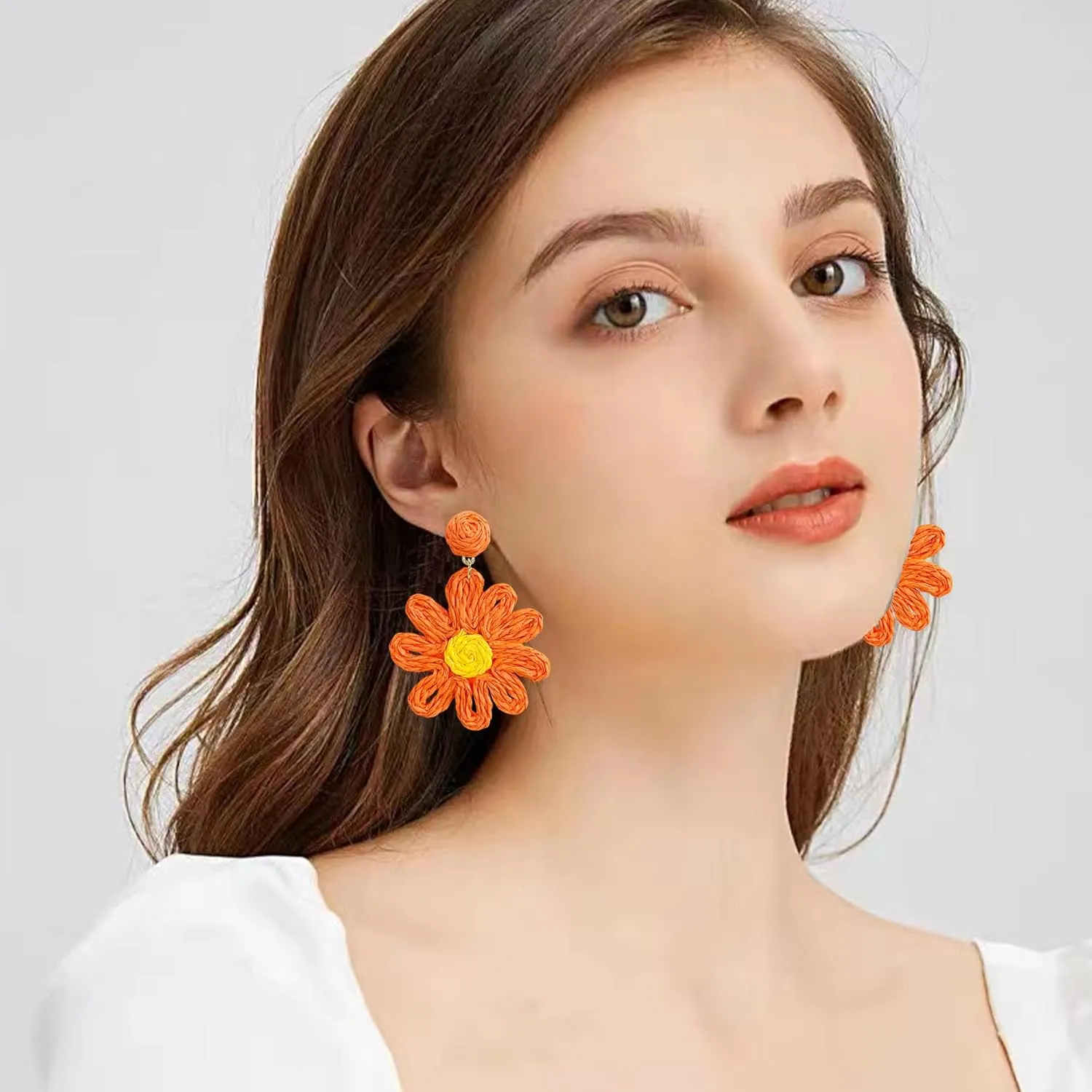 Flower Rattan Earrings Summer Boho Raffia Sunflower Dangle Earrings for Women Lightweight Straw Statement