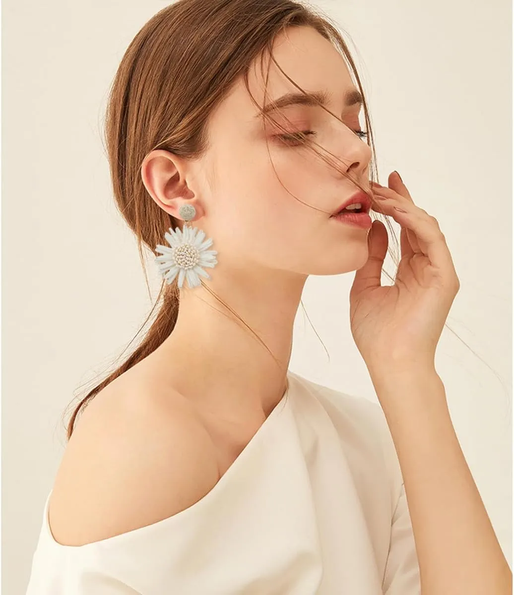 FUTIMELY Bohemian Raffia Flower Drop Dangle Earrings Large Light Daisy Floral Statement Earring Fashion Beach Vacation Earring for Women Teen Girls
