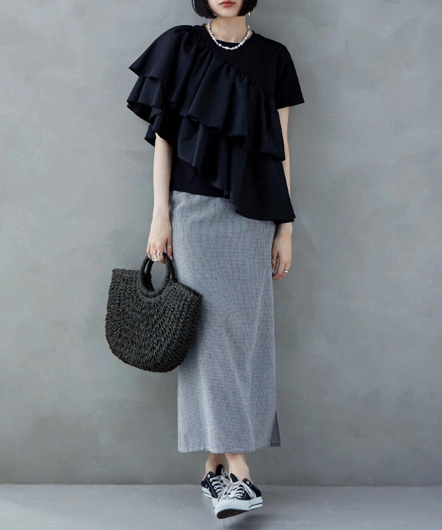 Half moon basket bag