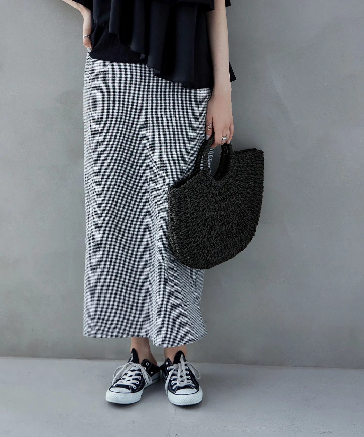 Half moon basket bag