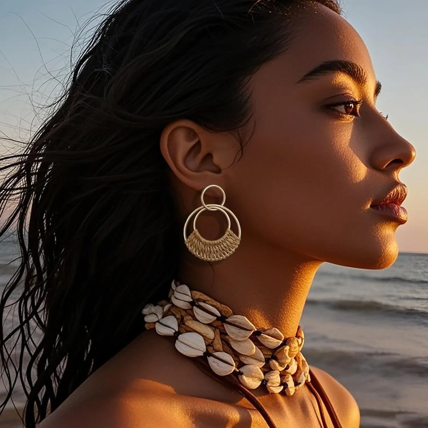 Raffia Hoop Earrings for Women Fun Boho Summer Beach Earrings Lightweight Handmade Straw Wicker Rattan Dangle Earrings Statement Geometric Round Drop Earrings