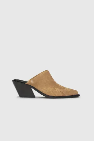 Tania Mules Camel