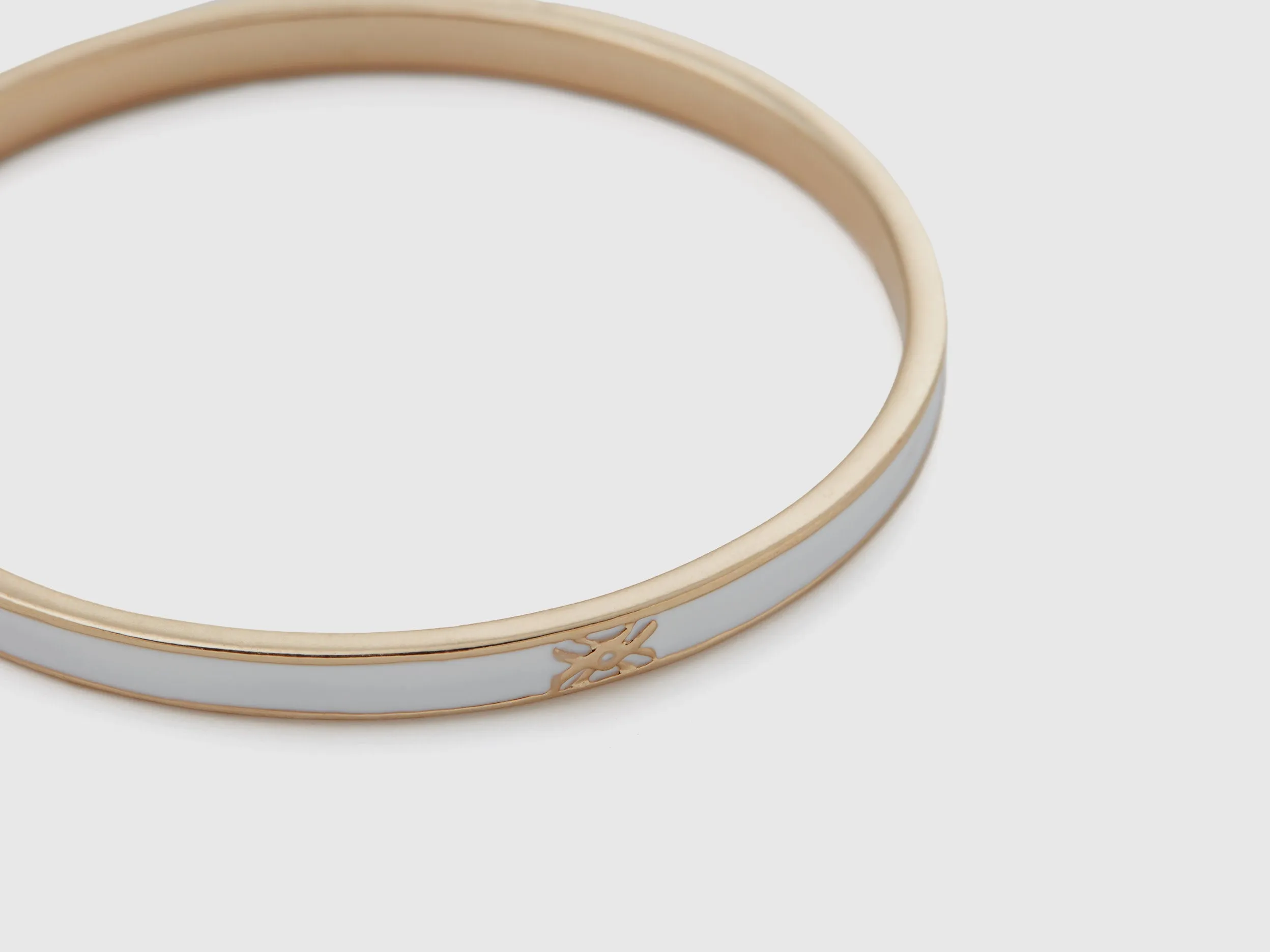 THIN WHITE BANGLE BRACELET