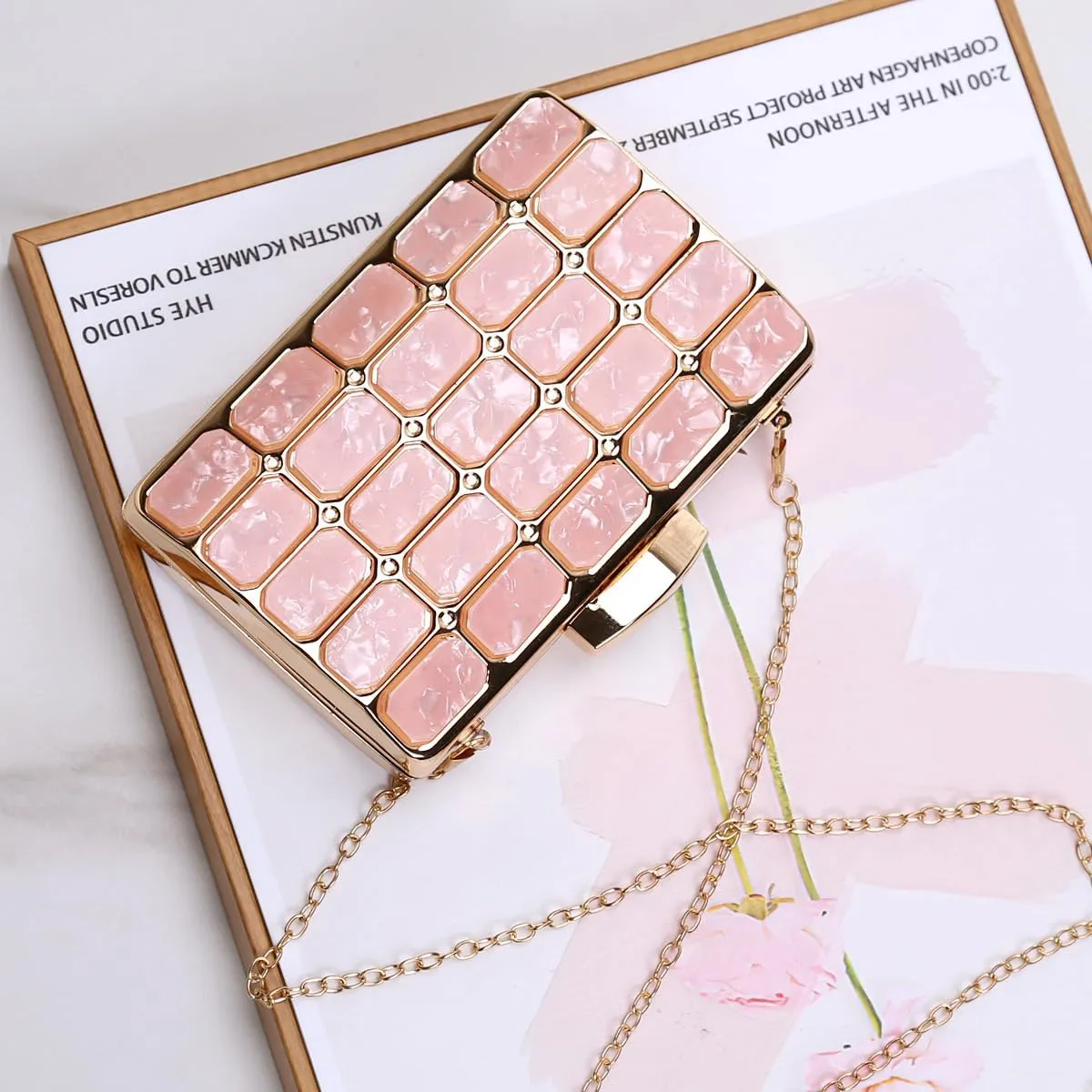 Women Acrylic Clutch Handbag Luxury Shoulder bags Evening Purse with Detachable Chain for Wedding Prom Party