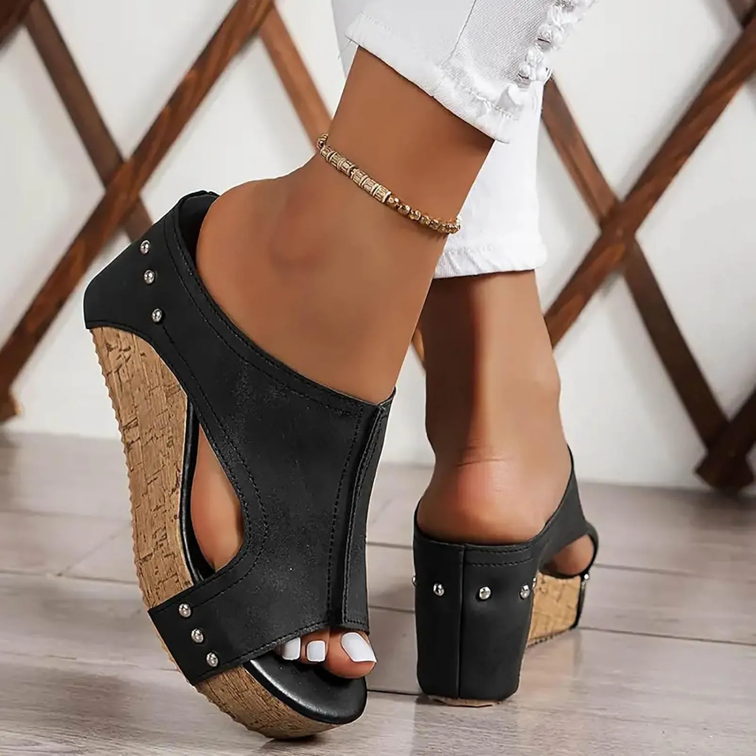 Womens Platform Sandals Fashion Plantar Fasciitis 3-Buckle Orthopedic Sandals Flatform Studded Suede Slip-On Slippers