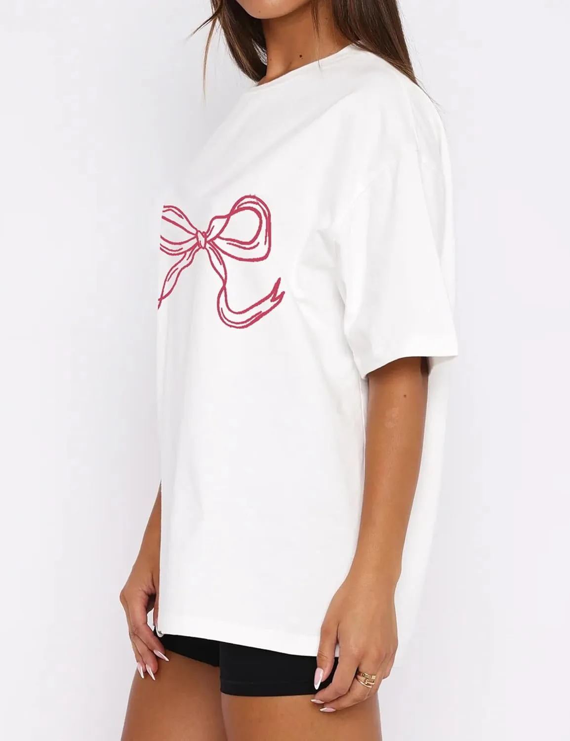 Ythomm Womens Bow Graphic Oversized T-Shirts Short Sleeve Crewneck Summer Basic Tees Going Out Tops Casual Loose Fit Blouse